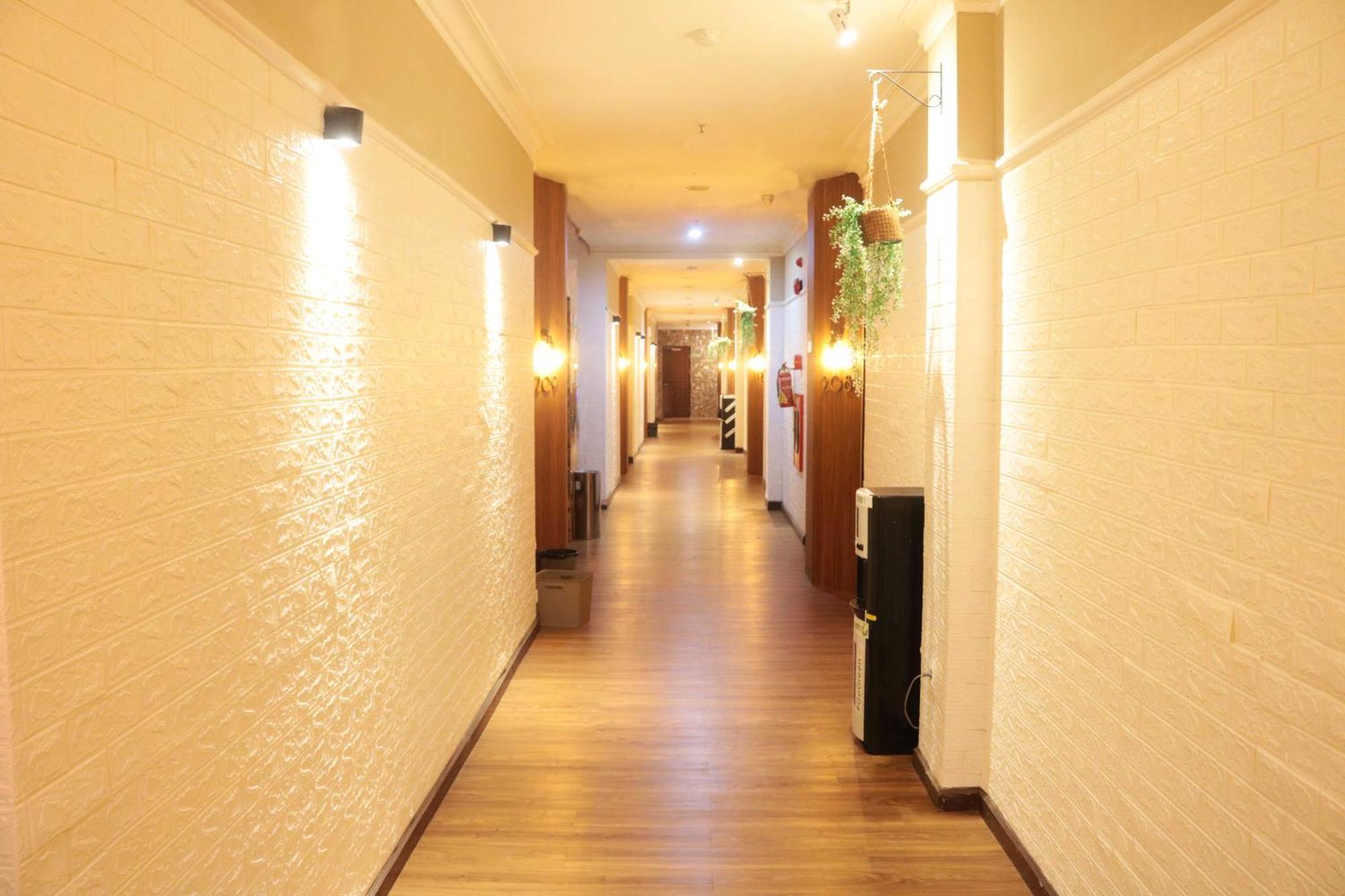 Royal Park Hotel Samarinda Esterno foto