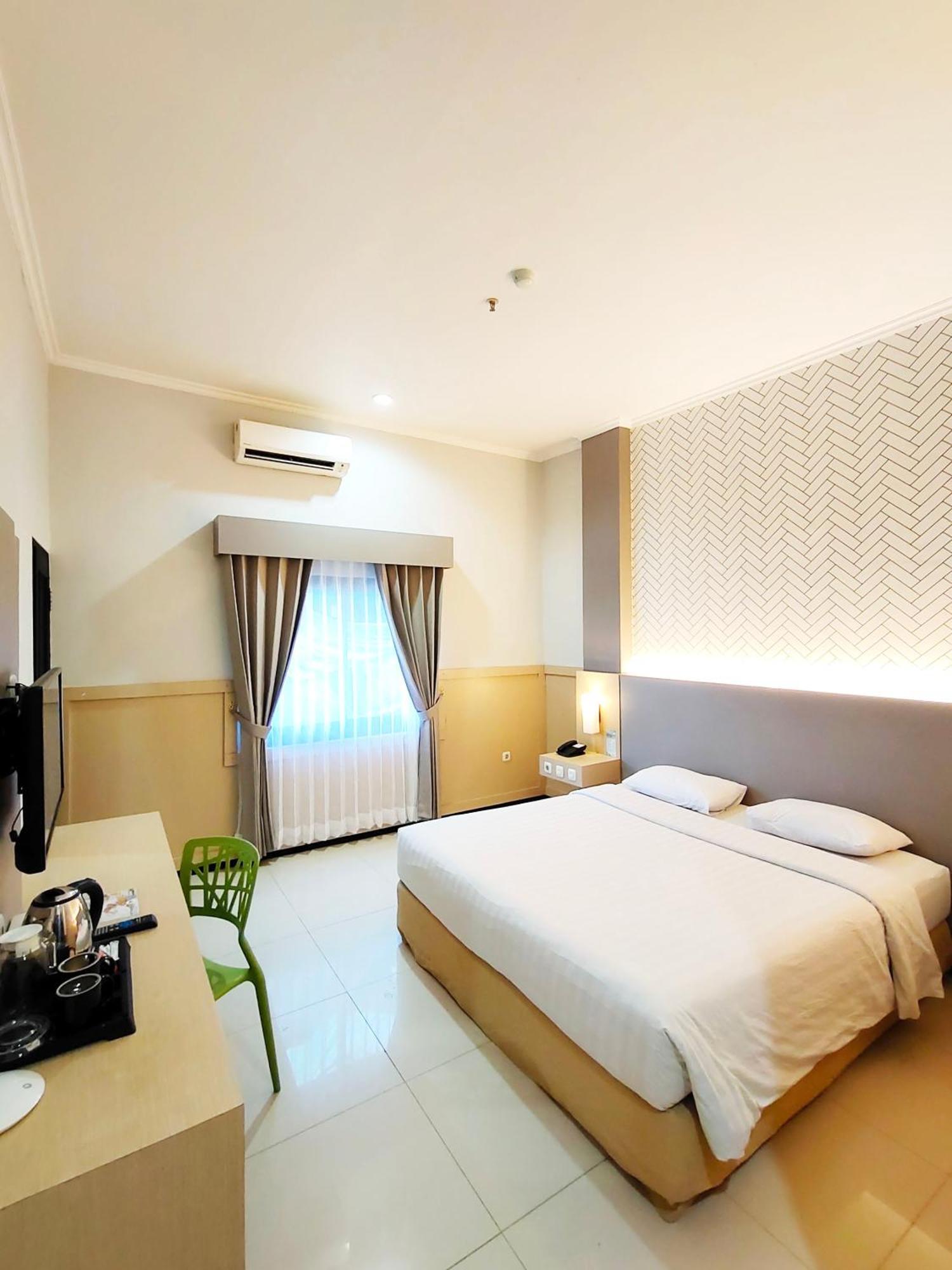 Royal Park Hotel Samarinda Esterno foto